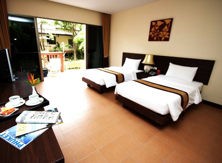 Hotel Kata Sea Breeze Resort