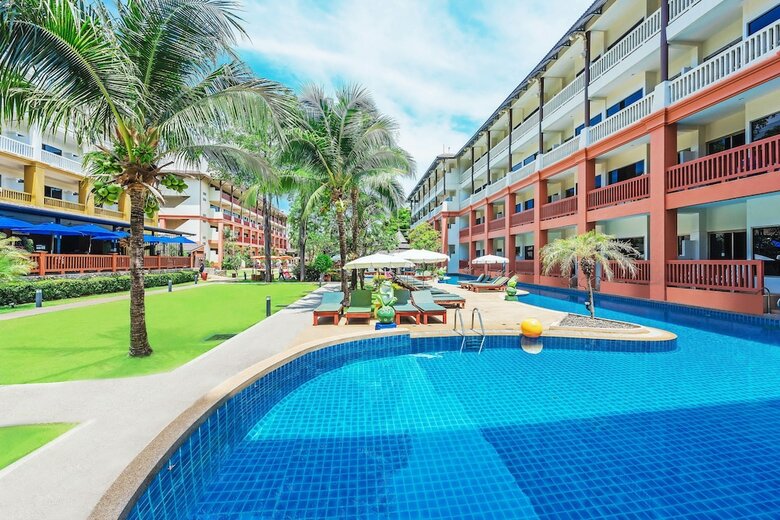 Hotel Kata Sea Breeze Resort