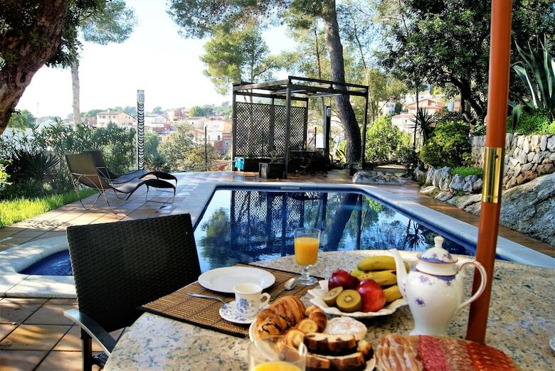 Places4stay Villa Figuera