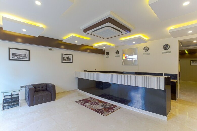 Hotel Treebo Grand Premier Suites