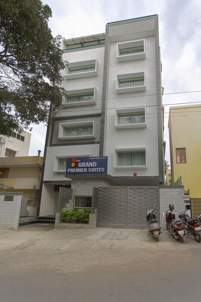 Hotel Treebo Grand Premier Suites