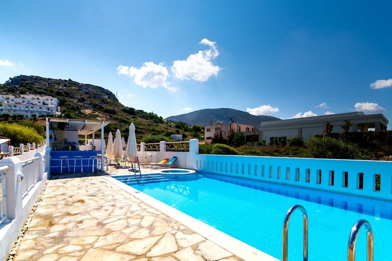 Apartamentos Okirroi Villas