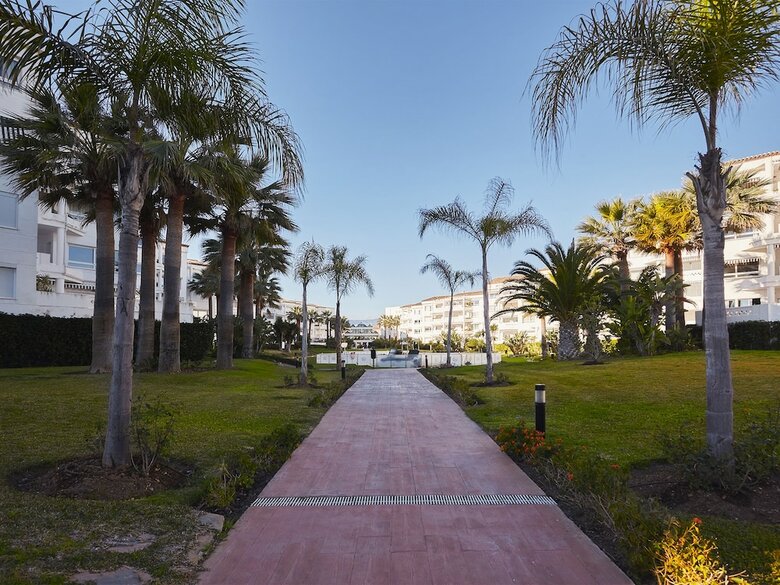 Apartamentos Livescape Playa Roc�o