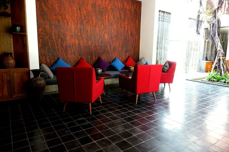 Hotel Solitaire Kamreuk Resort