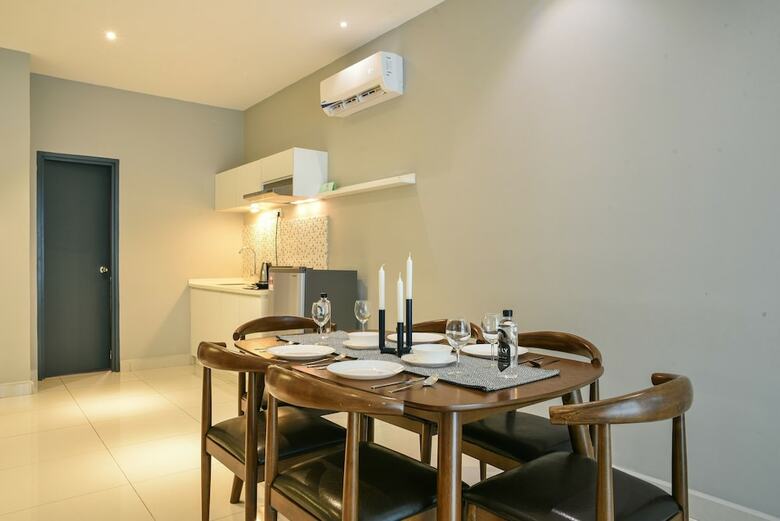 Aparthotel Daily Suites Atria