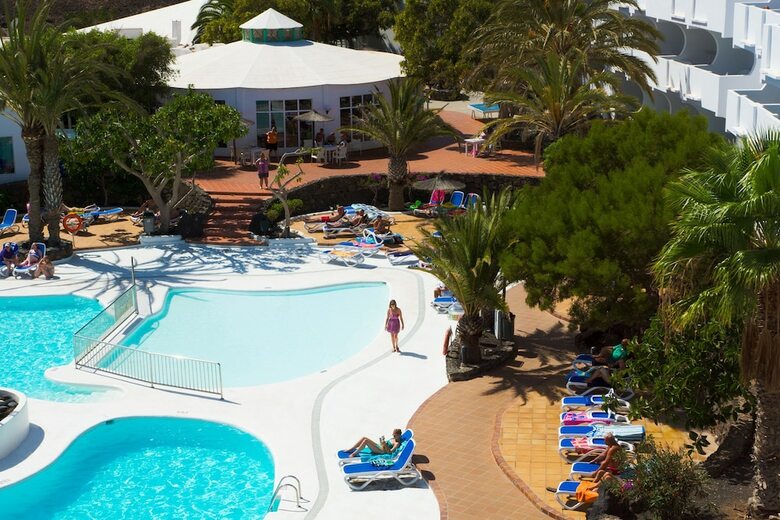 Aparthotel Apartamentos Hsa Ficus