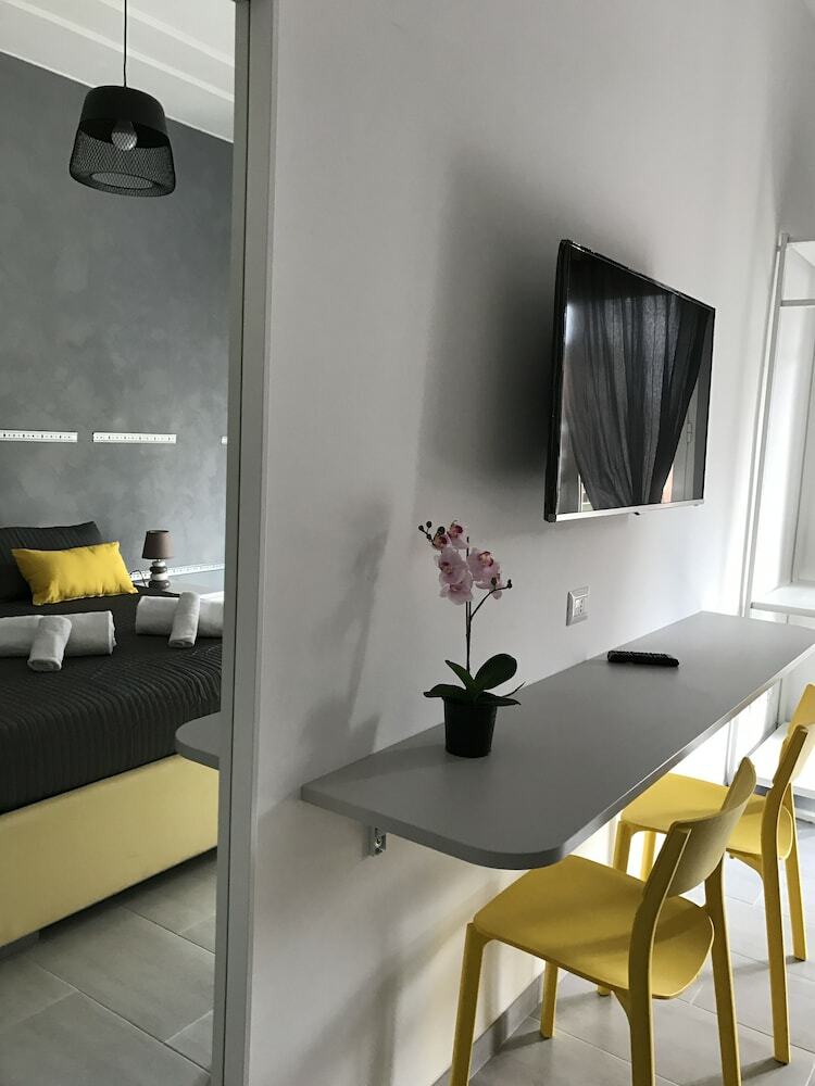 Bed & Breakfast Dunant Guest House