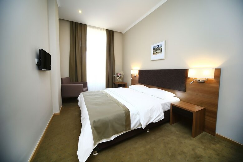 Hotel Tskaltubo Plaza