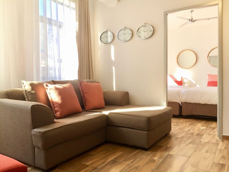 Apartamentos Urban Oasis At The Square