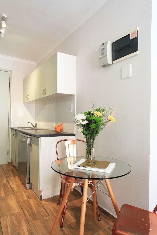 Apartamentos Urban Oasis At The Square