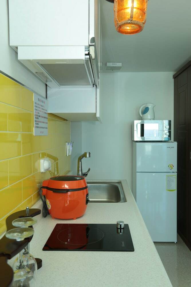 Seaview Pension