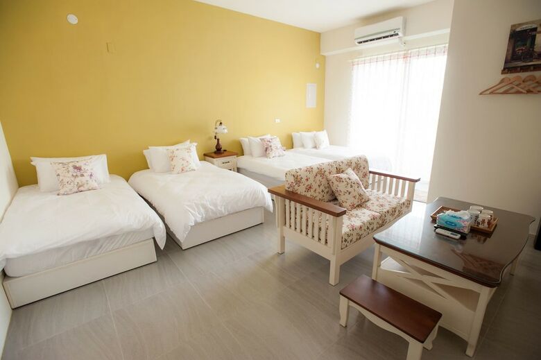 Hotel Pacific Ocean Vacation Hostel
