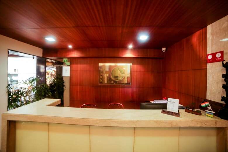 Lucky Hotel Bandra