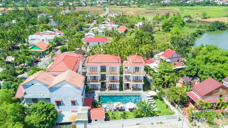 Hotel Hoi An Palmy Villa