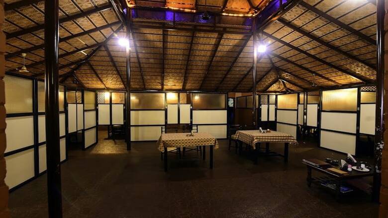 Hotel Ashlesh