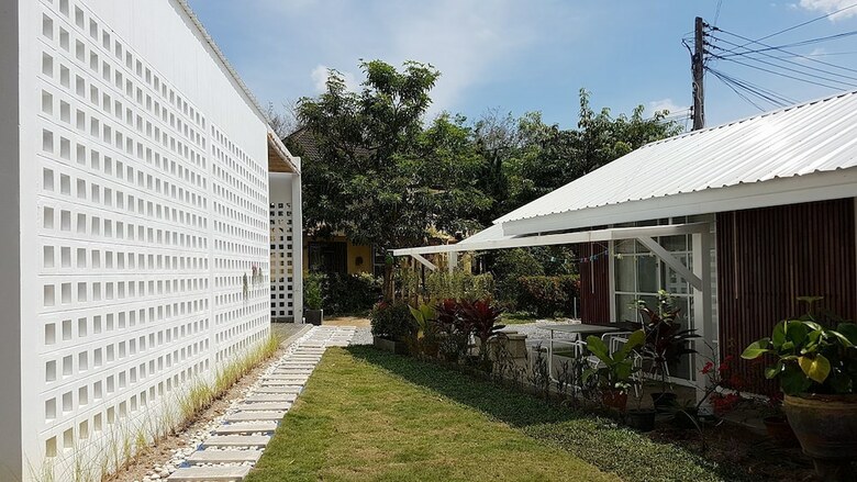 Hotel Na Kamala Homestay