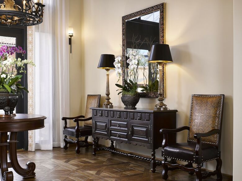 Hotel Plaza La Reina