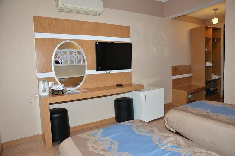 Ozbay Hotel