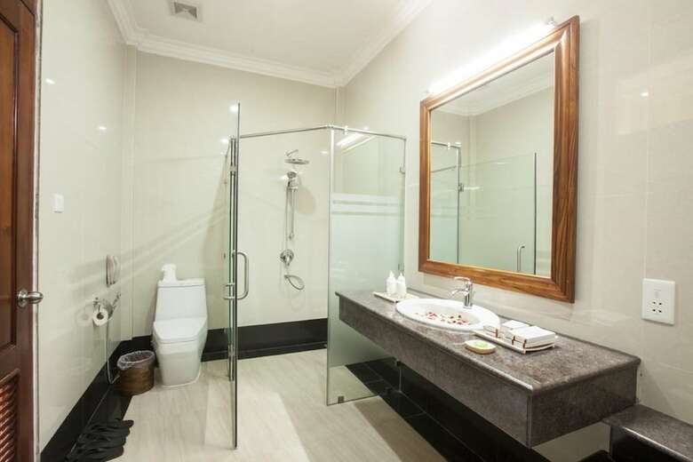 Grand Amara Hotel