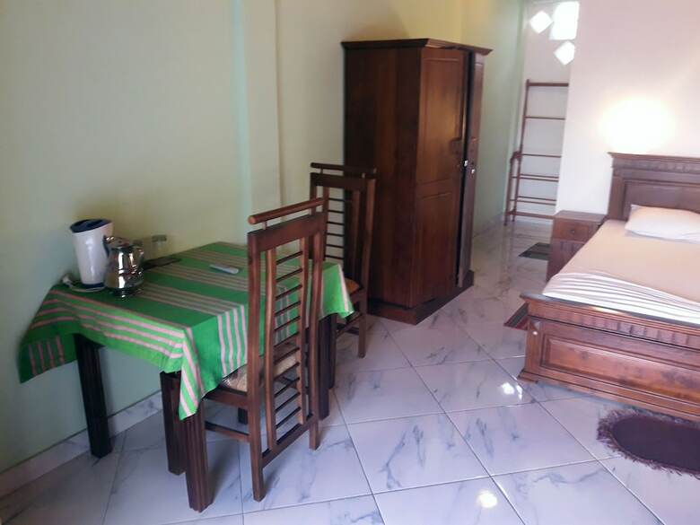 Oyo 354 Lagoon Garden Hotel