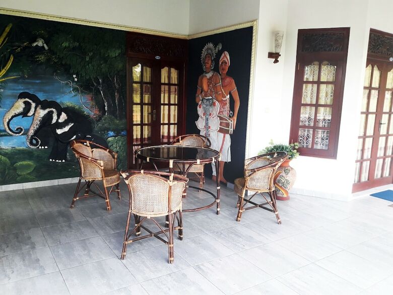 Oyo 354 Lagoon Garden Hotel