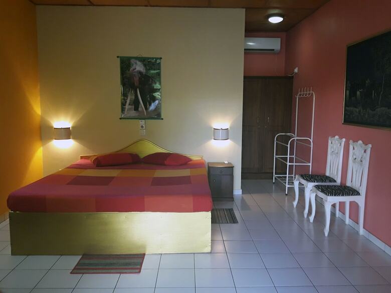 Oyo 354 Lagoon Garden Hotel