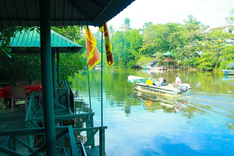 Oyo 354 Lagoon Garden Hotel
