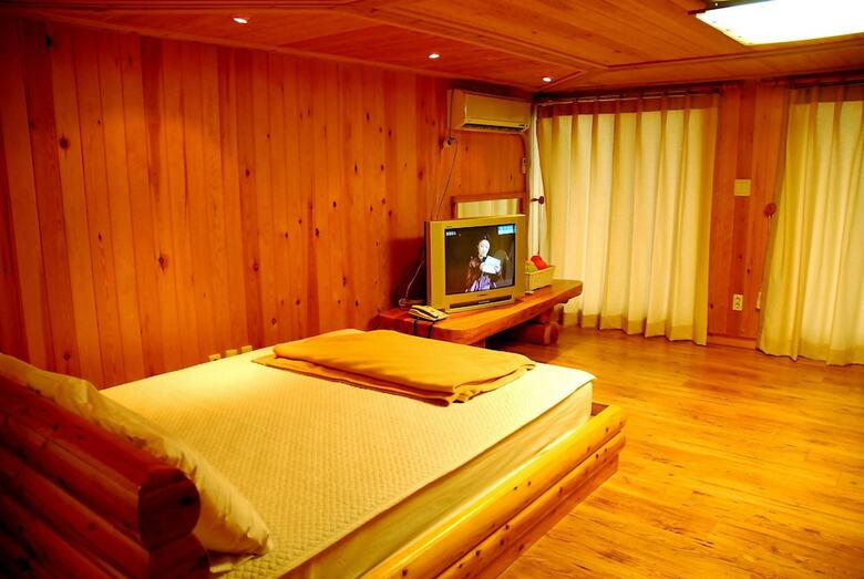 Pension Jeju Parkland