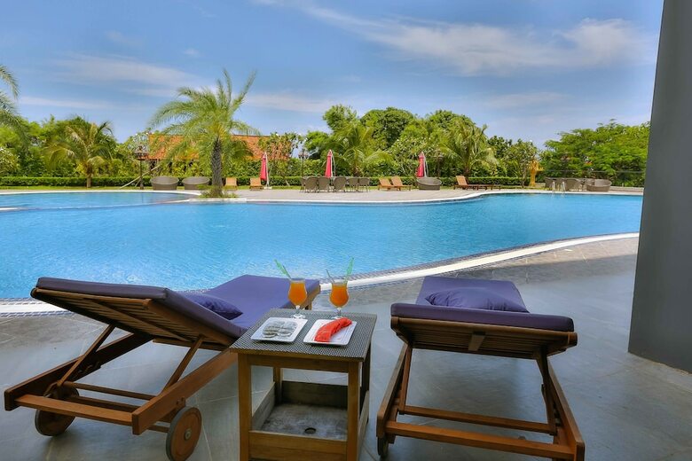 Kep Bay Hotel & Resort