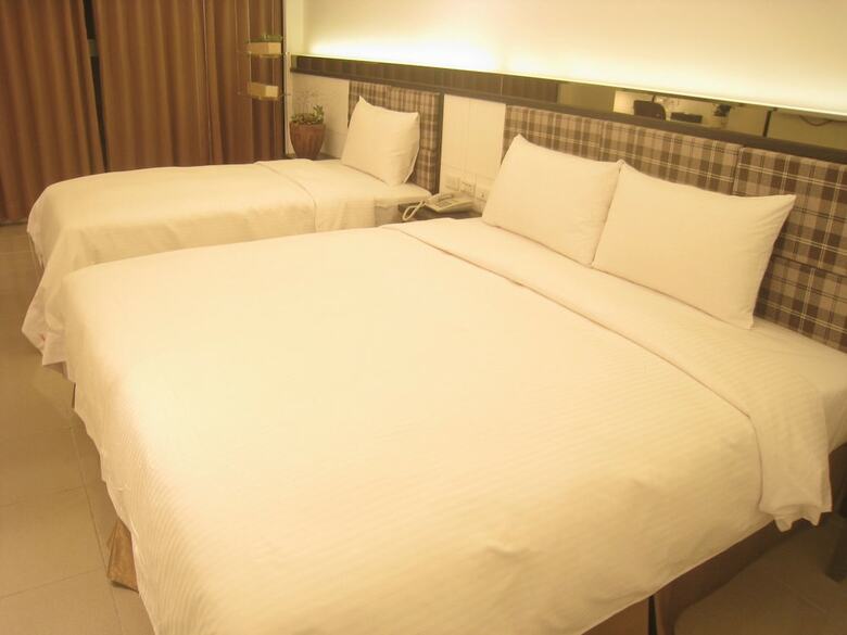 Formosa Boulevard Station Garden Hotel