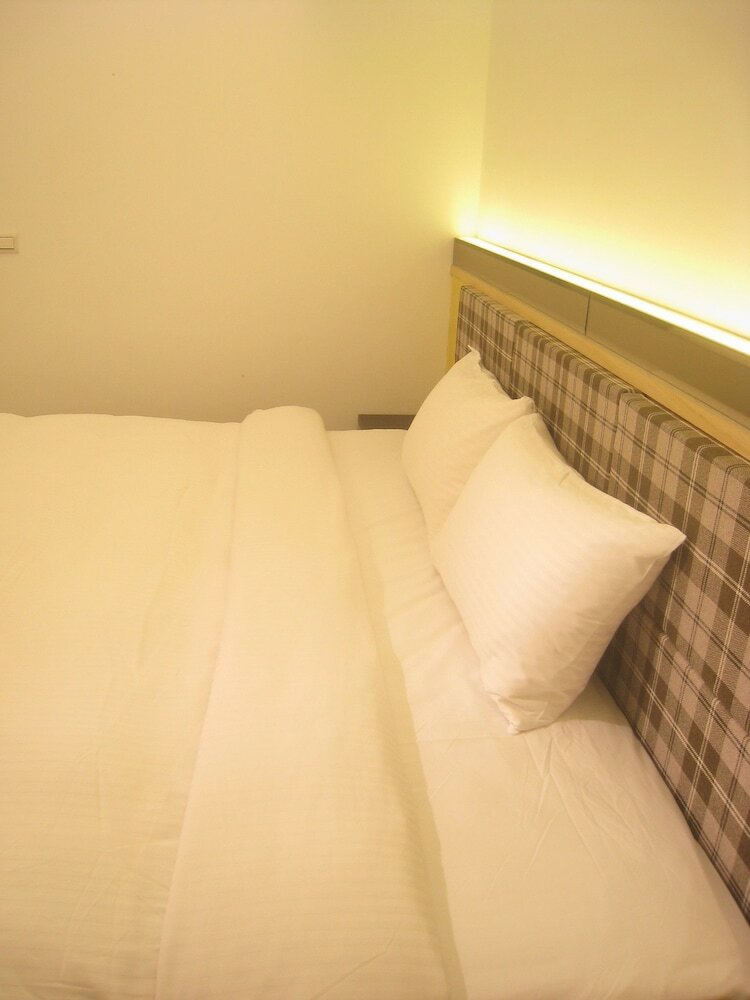 Formosa Boulevard Station Garden Hotel
