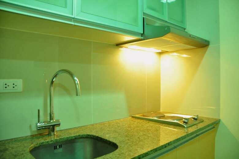 Hotel Csuites At Two Central Residences