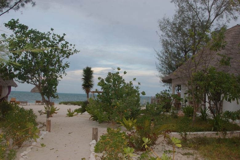Hotel Blue Earth Beach Bungalows