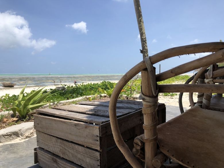 Hotel Blue Earth Beach Bungalows