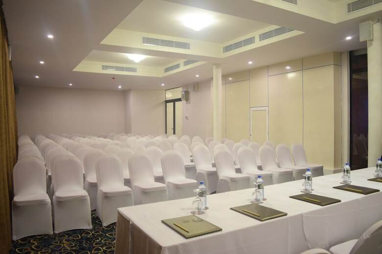 Hotel Anarva Mount Lavinia