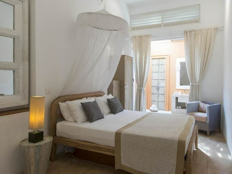 Hotel Sri Villas
