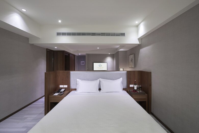 Hotel Grand Bay Resort