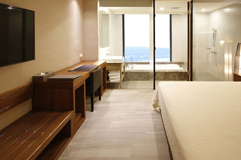 Hotel Grand Bay Resort
