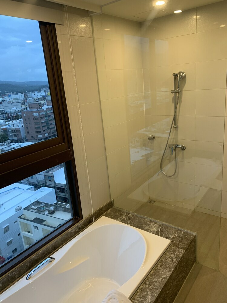 Hotel Grand Bay Resort