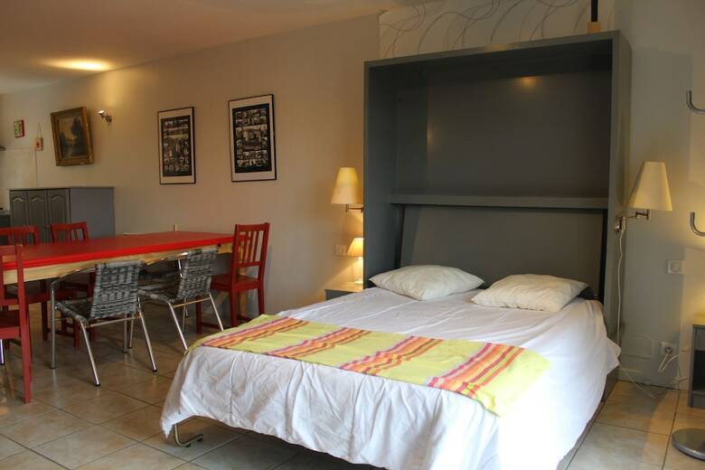 Hotel H�tel-g�te La Peyrade