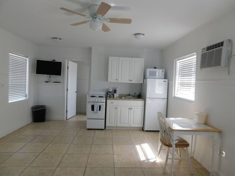 Motel Kingsail Resort