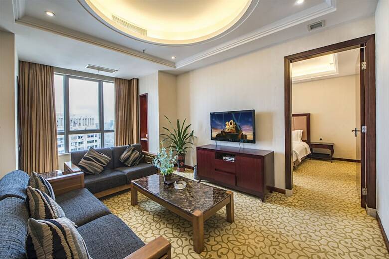 Haikou Baofa Shengyi Hotel