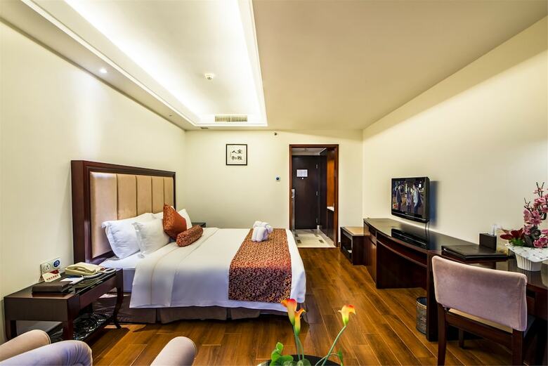 Haikou Baofa Shengyi Hotel