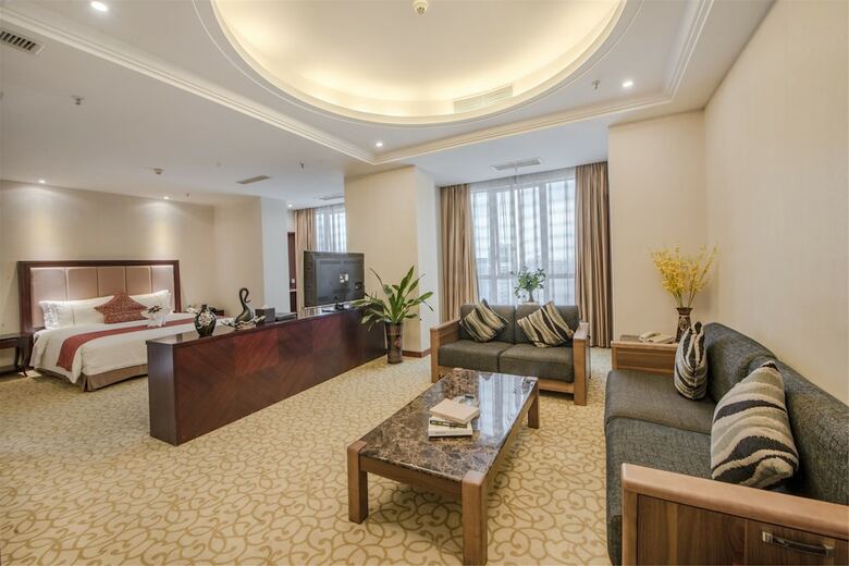 Haikou Baofa Shengyi Hotel