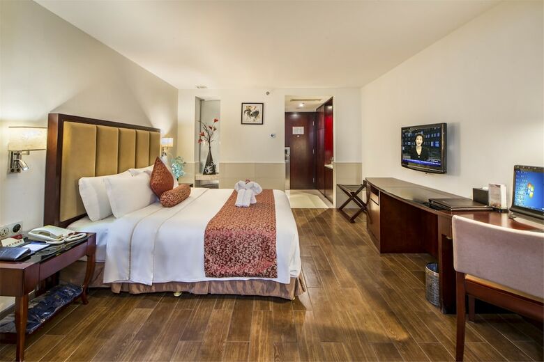 Haikou Baofa Shengyi Hotel
