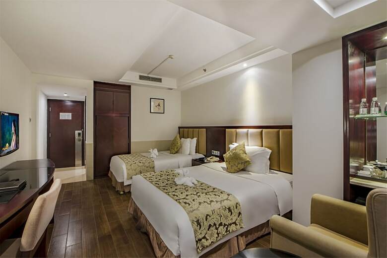 Haikou Baofa Shengyi Hotel