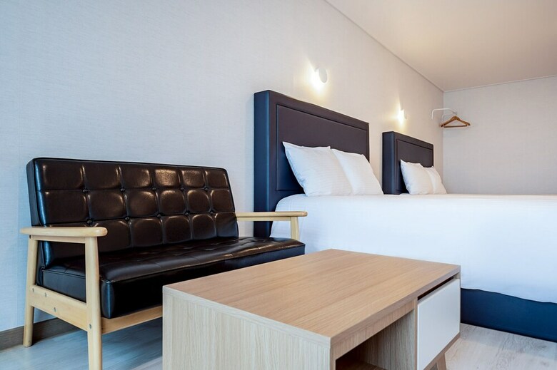 Sunrise Hotel Seopjikoji