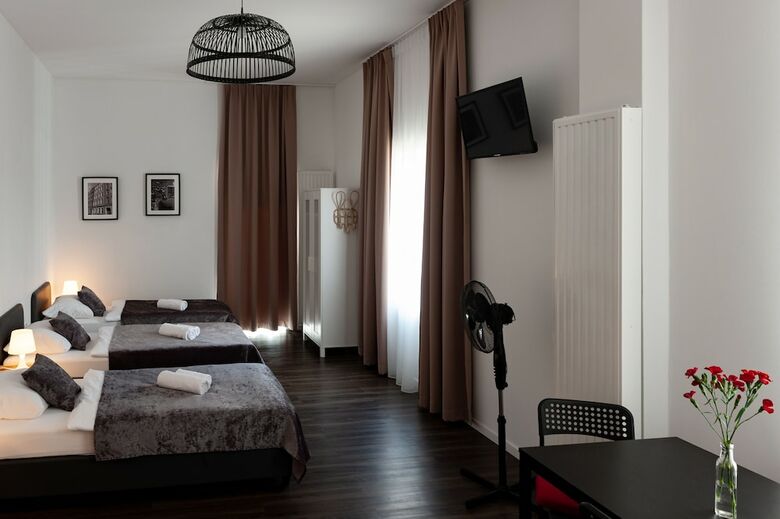 Apartment City Lenaustra�e
