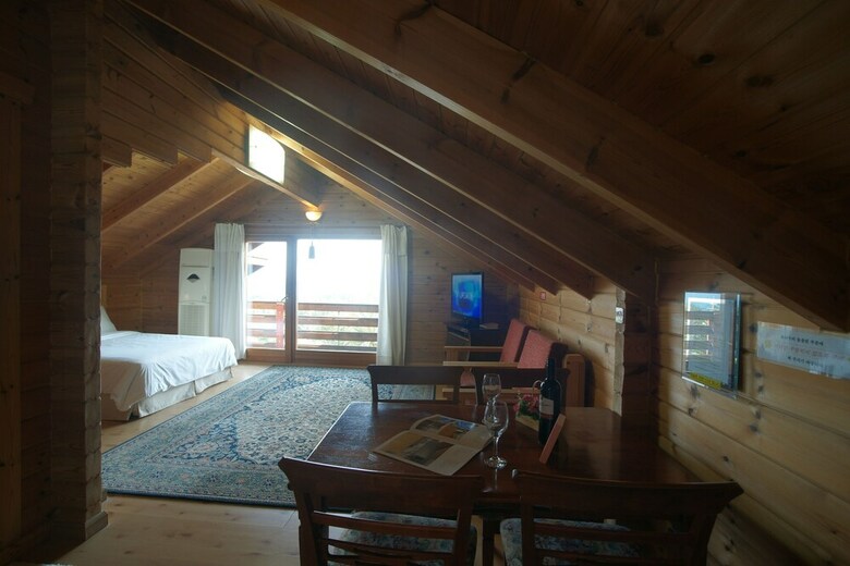 Pension Sunnyday Jeju