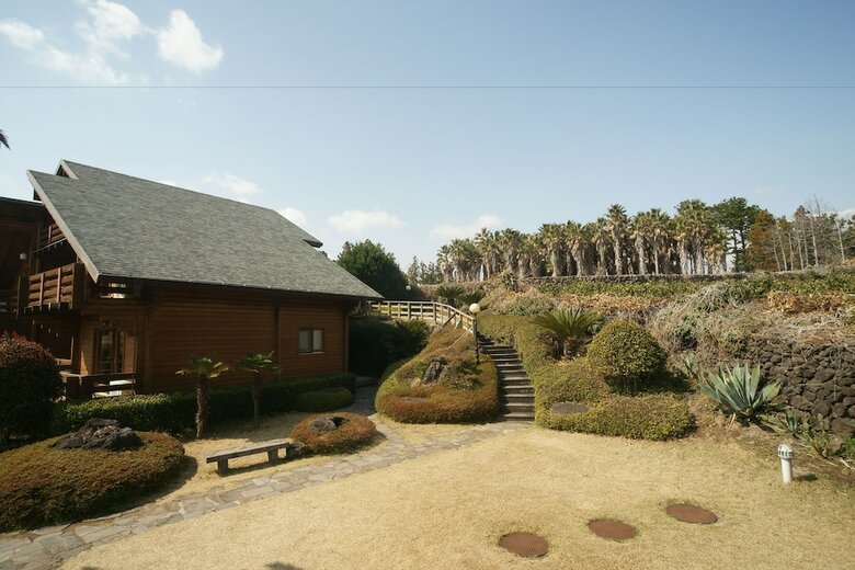Pension Sunnyday Jeju